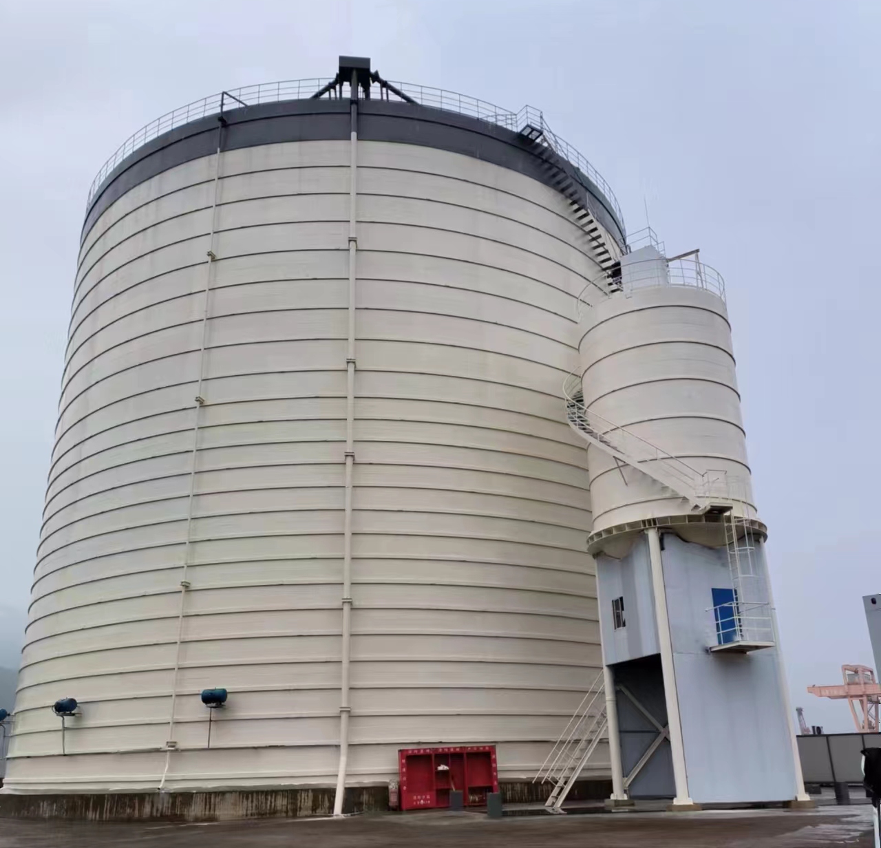 江阴10万吨水泥钢板库